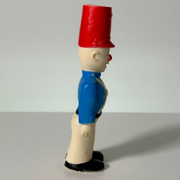 Vintage 60s Viceroy Toys Canada Vinyl Toy Soldier No. V14109 (9B) - Picture 6 of 8